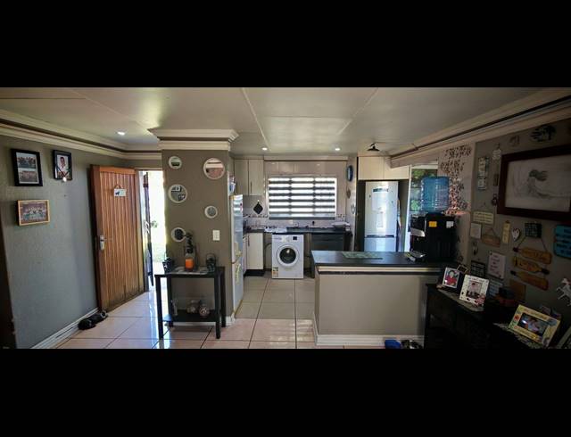 3 BEDROOM HOUSE FOR SALE IN ALBERTSDAL
